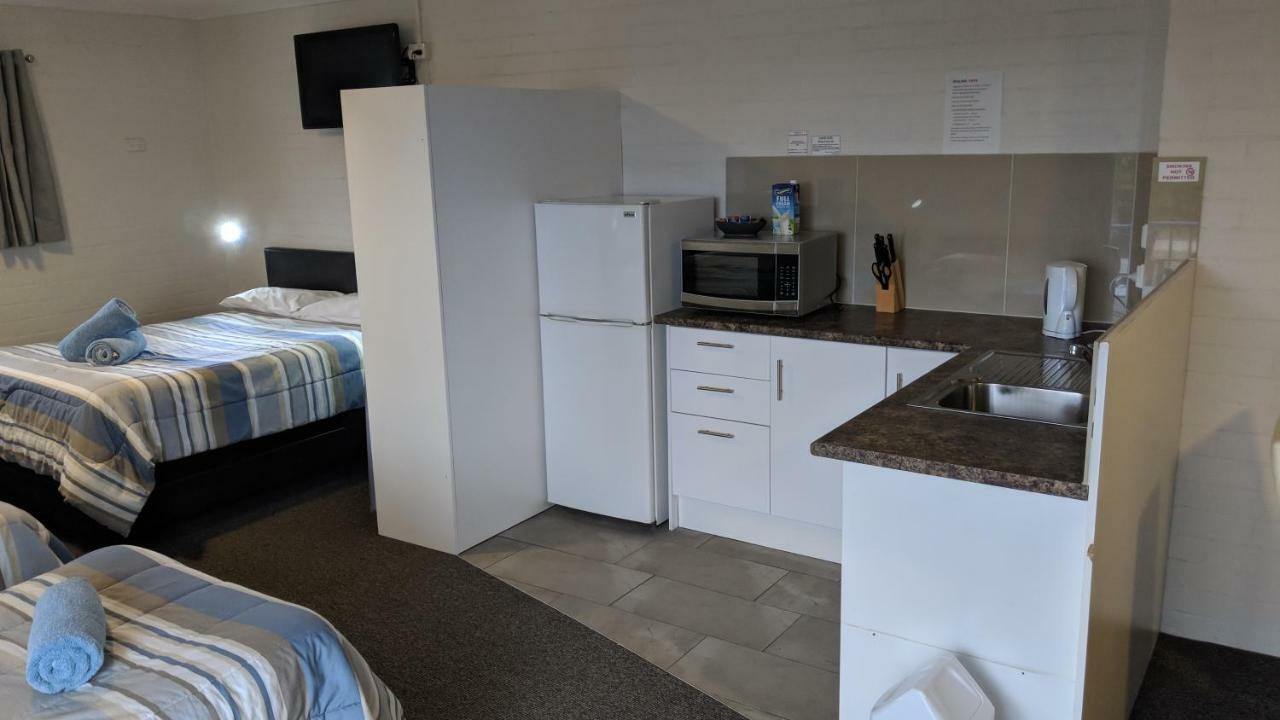 Manning Point Harrington Village Motel מראה חיצוני תמונה