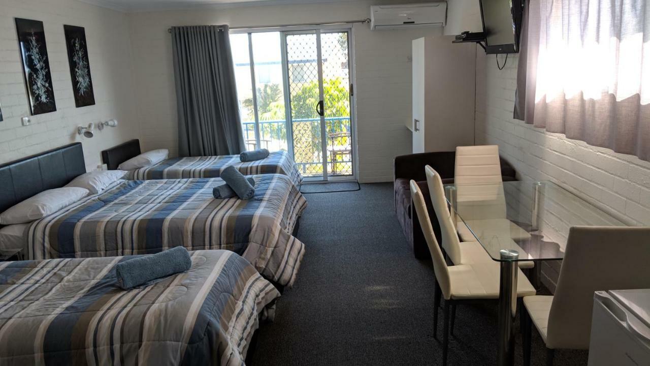 Manning Point Harrington Village Motel מראה חיצוני תמונה